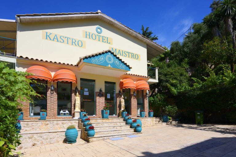 Gallery Kastro Maistro Hotel Entrance