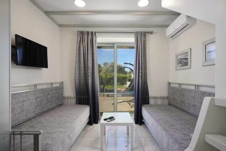 maistro suites lefkada living room